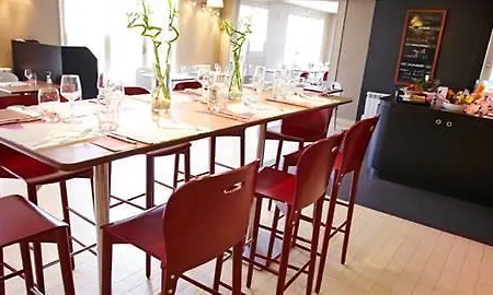 Campanile Montbeliard - 3*